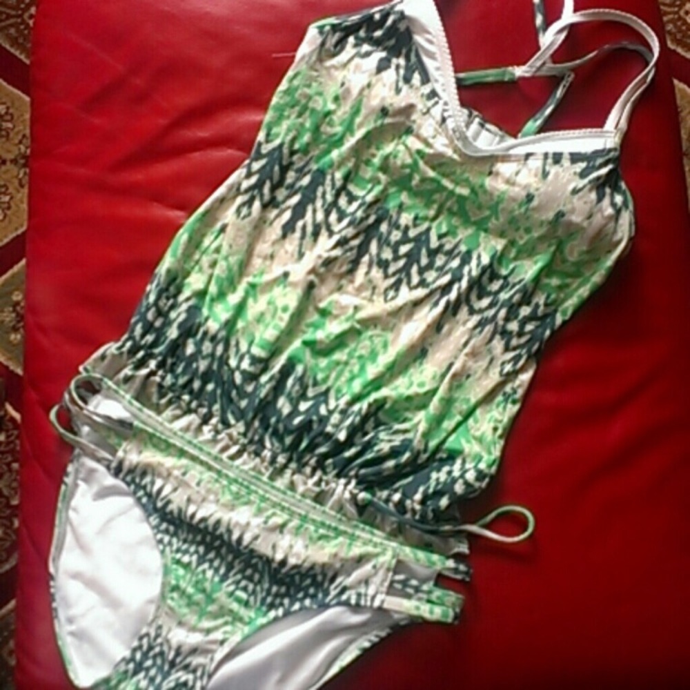 Athleta tankini set